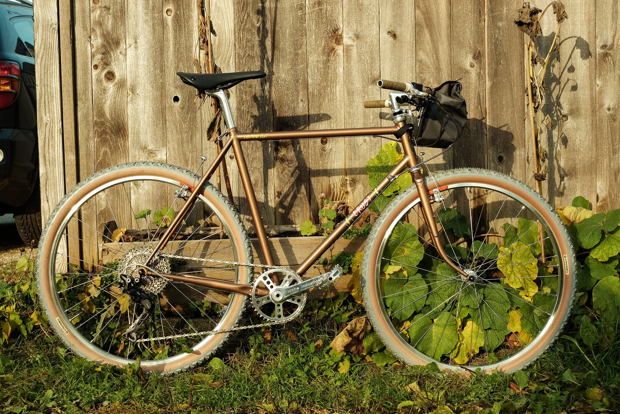 シ*ロ様 CRUST ライトニングボルト(XS) シングルスピードライトニングボルト×2 - BLUE LUG BLOG